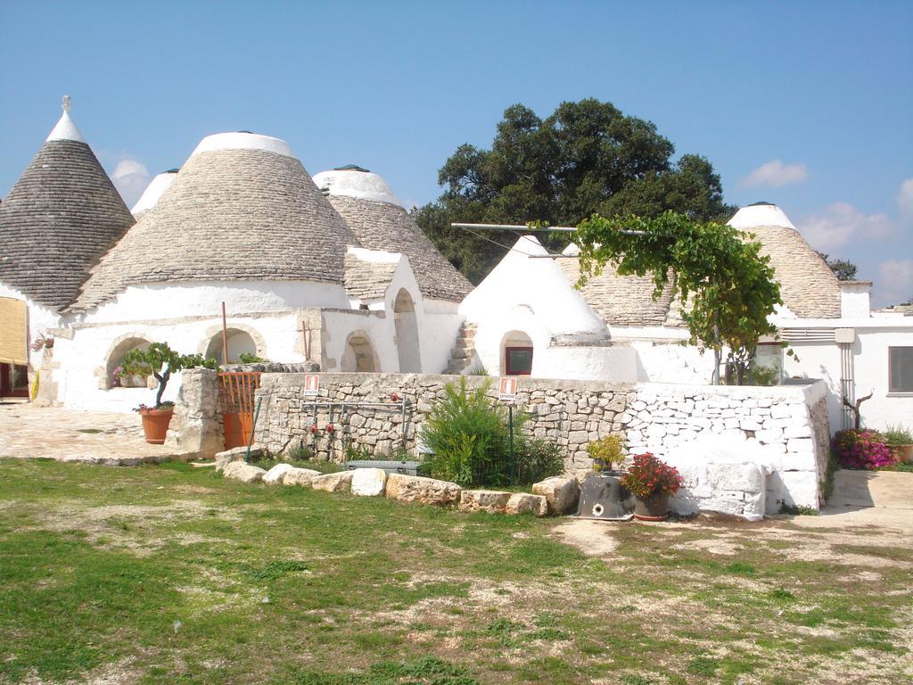 Masseria Ferri Ostuni Exteriör bild