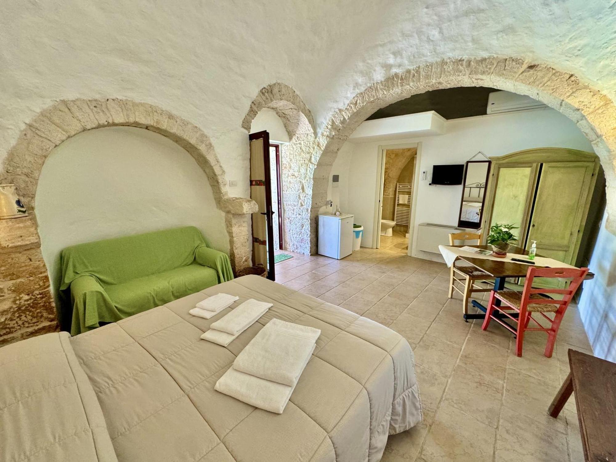 Masseria Ferri Ostuni Exteriör bild
