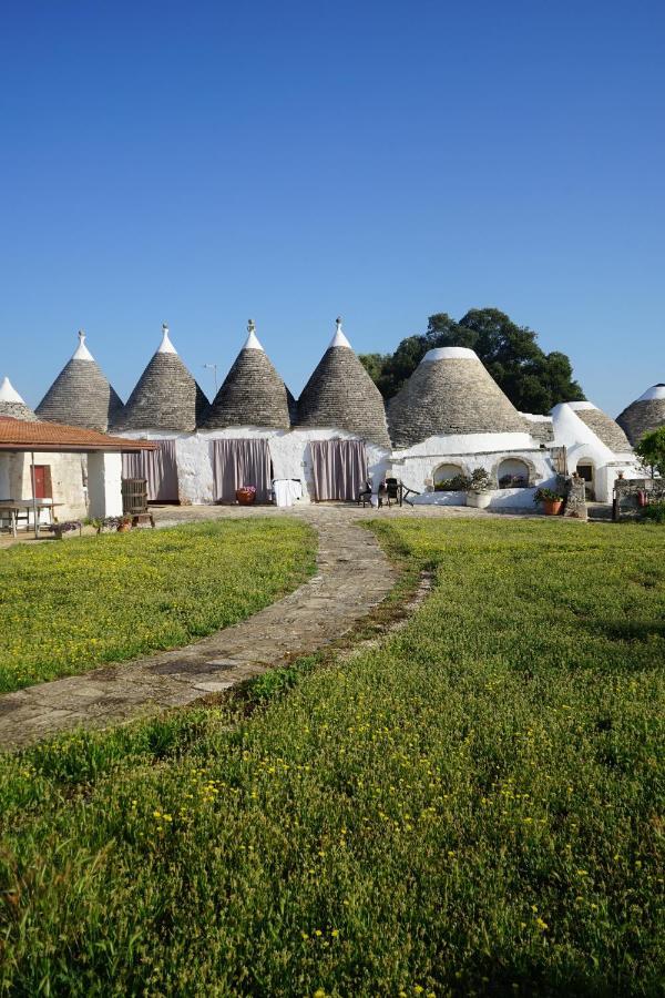 Masseria Ferri Ostuni Exteriör bild